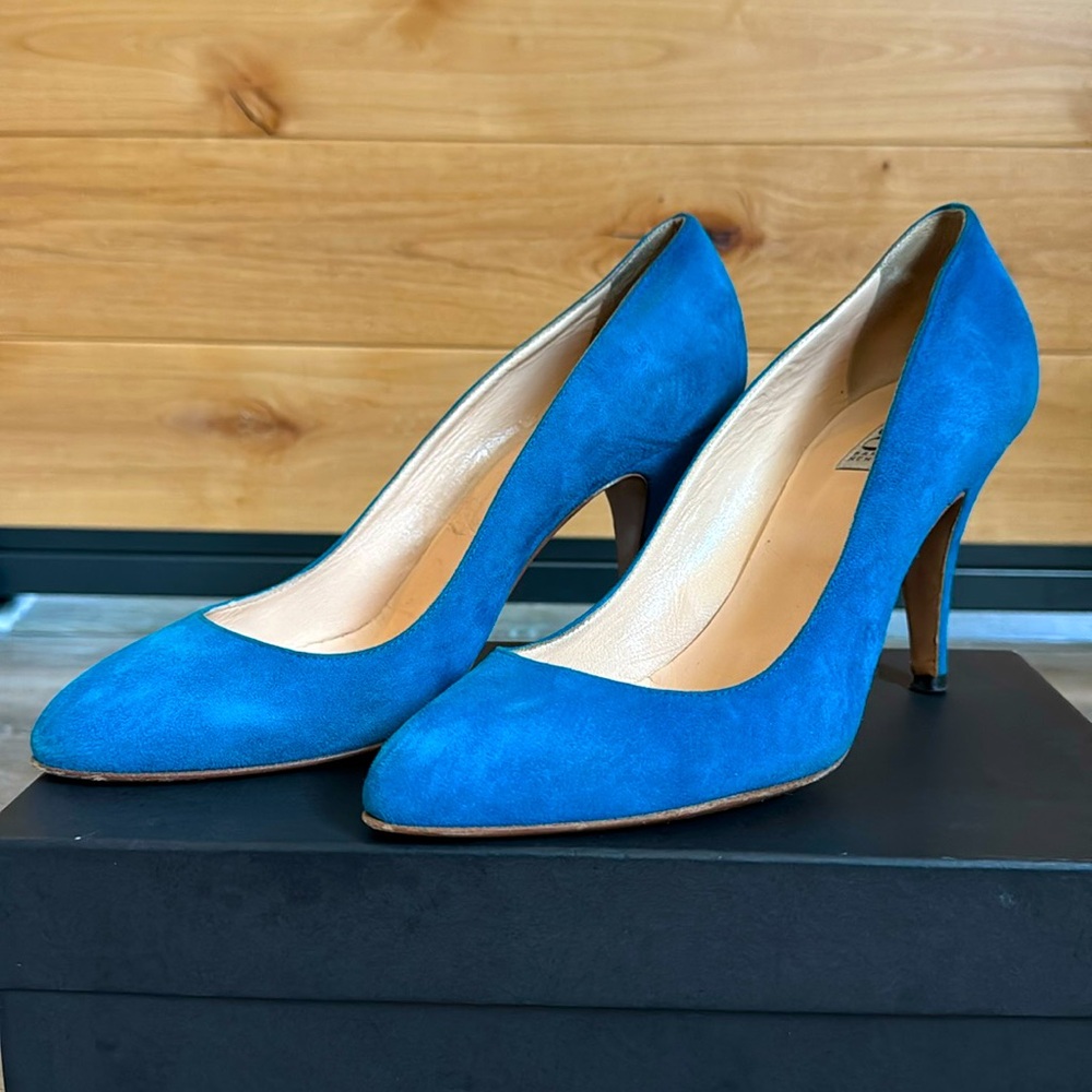 BARNEY’S NEW YORK Co-Op Pumps